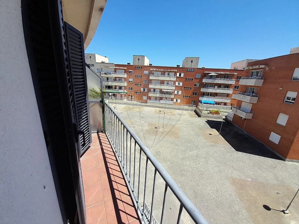 Apartamento T2 para Venda em Alhos Vedros Foto 11