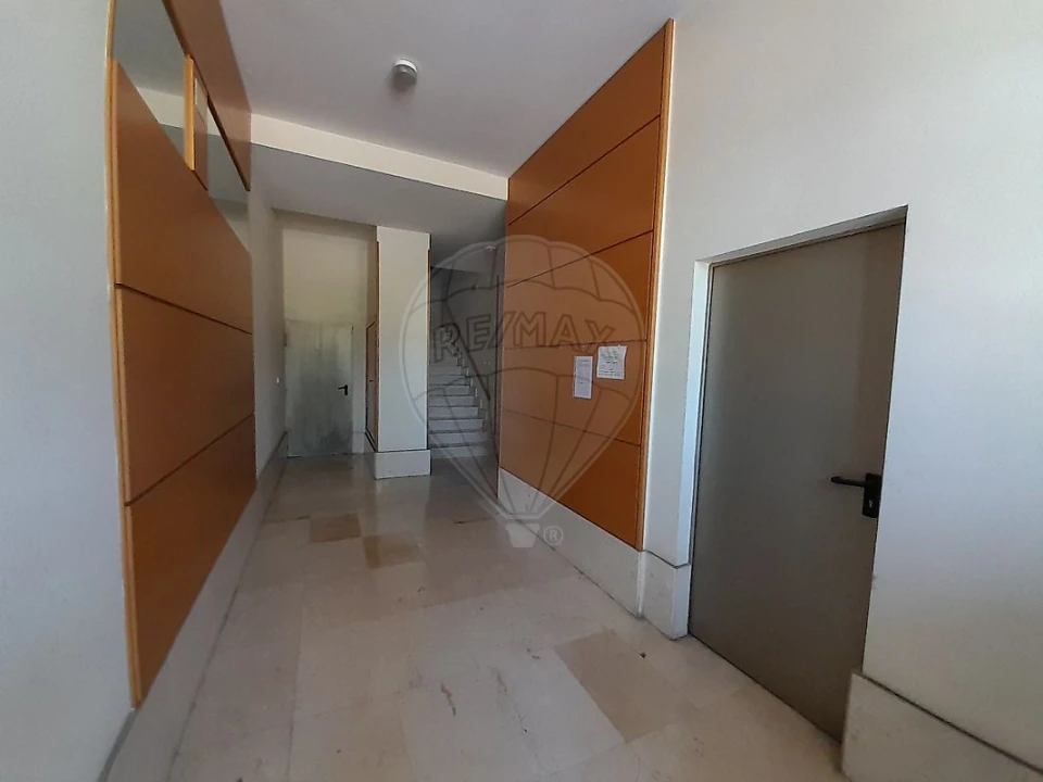 Apartamento T2 para Venda em Alhos Vedros Foto 14