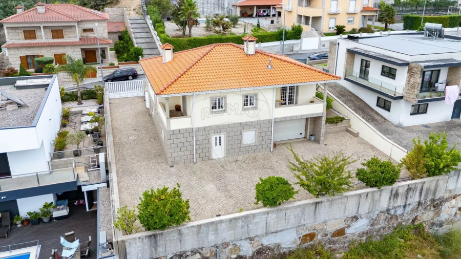 Moradia T3 para Venda em Marco Foto 26