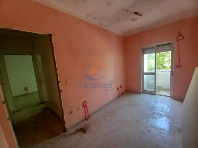Apartamento T1 para Venda em Baixa da Banheira e Vale da Amoreira Foto 3