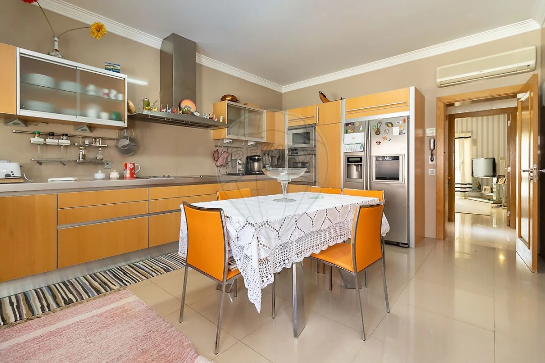 Moradia T7 para Venda em Atalaia e Alto Estanqueiro-Jardia Foto 25