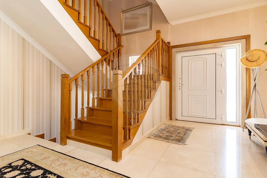 Moradia T7 para Venda em Atalaia e Alto Estanqueiro-Jardia Foto 12