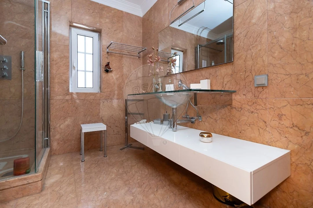 Moradia T7 para Venda em Atalaia e Alto Estanqueiro-Jardia Foto 43