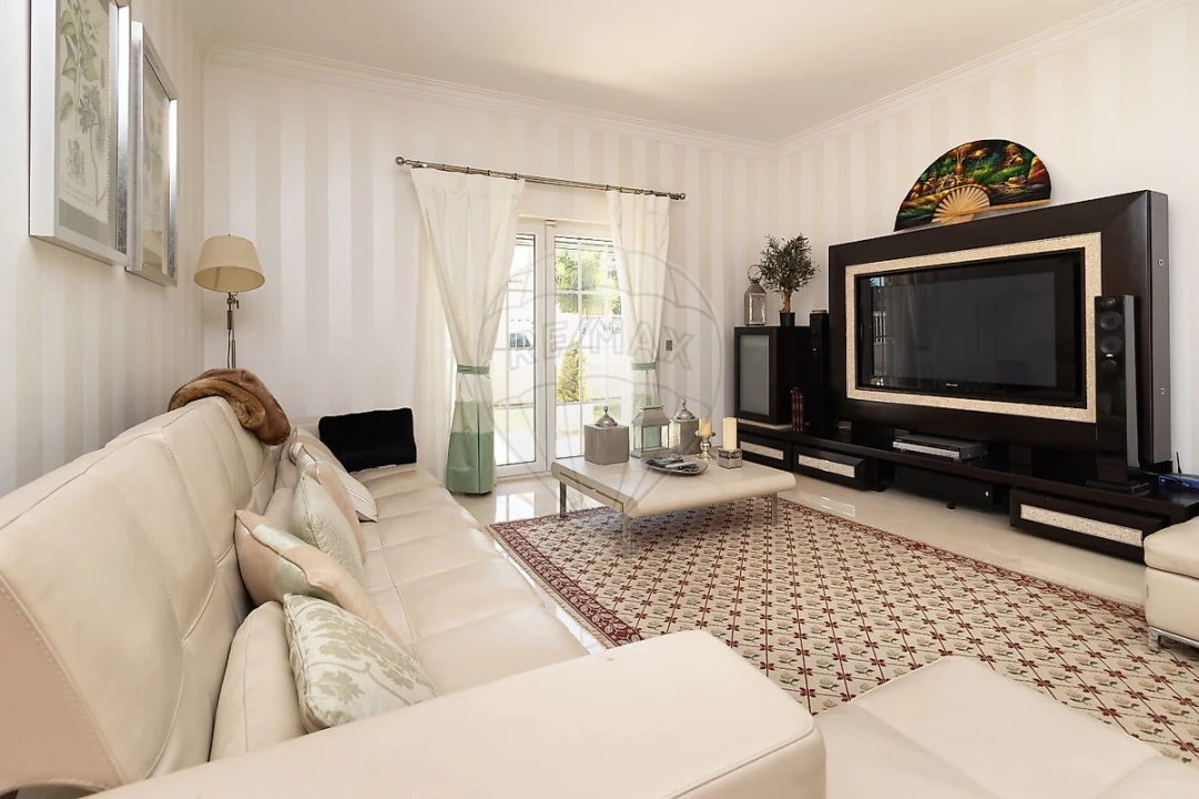 Moradia T7 para Venda em Atalaia e Alto Estanqueiro-Jardia Foto 15