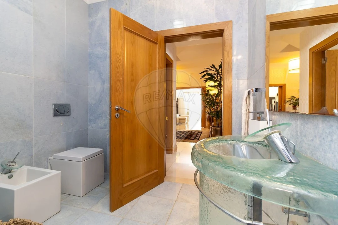 Moradia T7 para Venda em Atalaia e Alto Estanqueiro-Jardia Foto 28