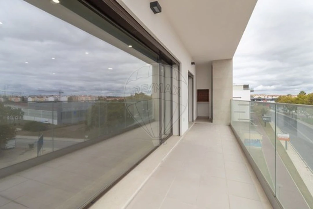 Apartamento T5 para Venda em Montijo e Afonsoeiro Foto 7