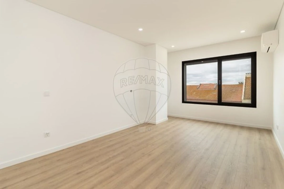 Apartamento T5 para Venda em Montijo e Afonsoeiro Foto 16