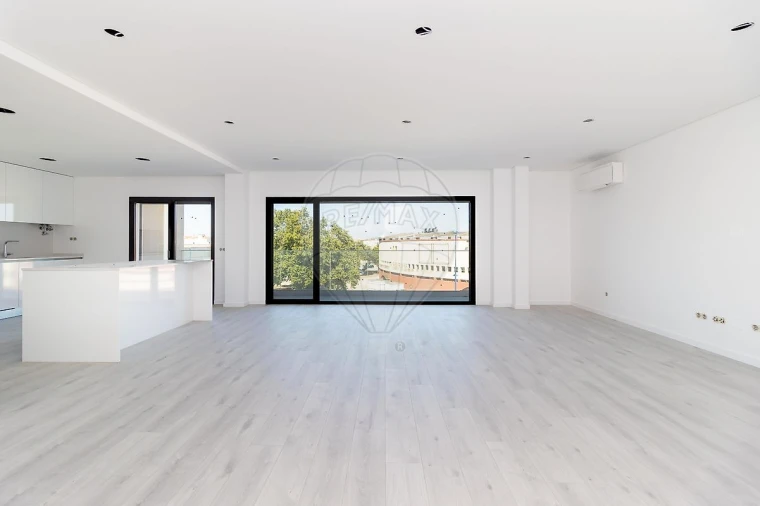 Apartamento T5 para Venda em Montijo e Afonsoeiro Foto 27