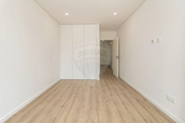 Apartamento T5 para Venda em Montijo e Afonsoeiro Foto 10