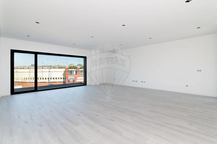 Apartamento T5 para Venda em Montijo e Afonsoeiro Foto 26