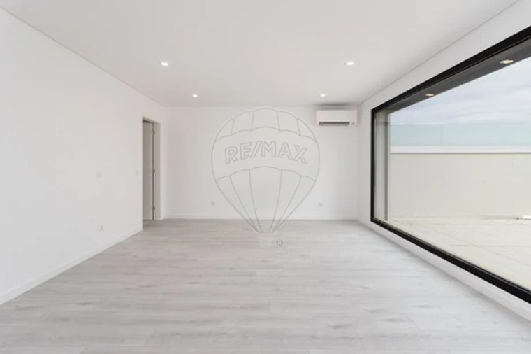 Apartamento T5 para Venda em Montijo e Afonsoeiro Foto 40