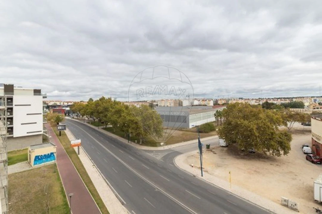 Apartamento T5 para Venda em Montijo e Afonsoeiro Foto 4