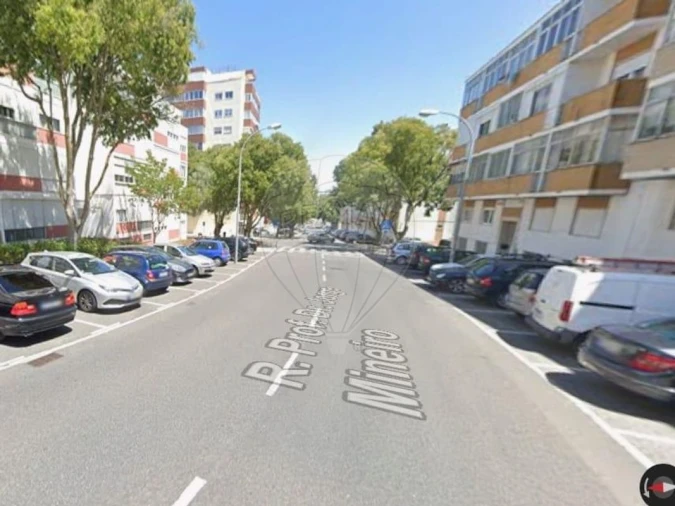 Apartamento T2 para Venda em Barcarena Foto 9