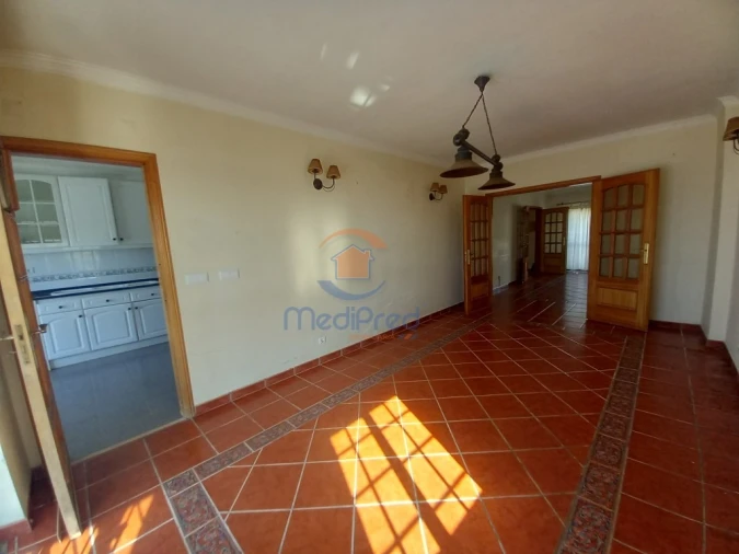 Moradia T4 para Venda em Santo Isidoro Foto 9