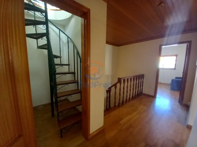 Moradia T4 para Venda em Santo Isidoro Foto 40