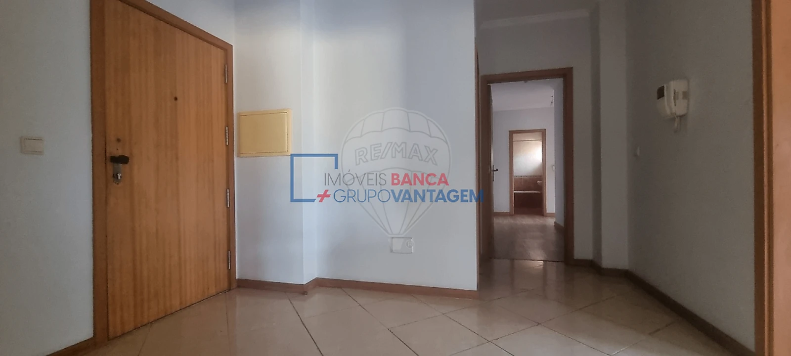 Apartamento T2 para Venda em Rio Tinto Foto 9