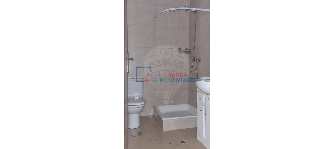 Apartamento T2 para Venda em Rio Tinto Foto 7