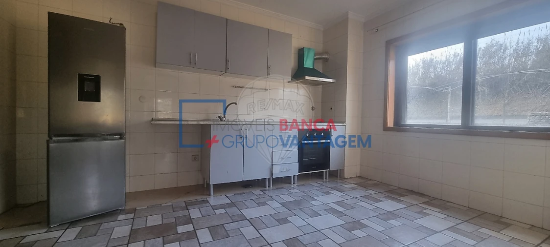 Apartamento T2 para Venda em Rio Tinto Foto 11
