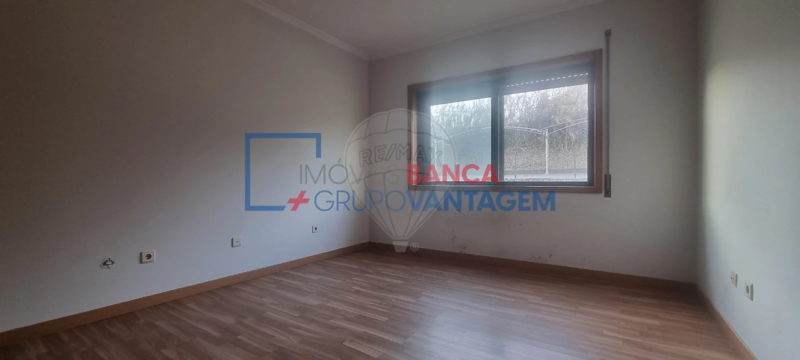 Apartamento T2 para Venda em Rio Tinto Foto 3