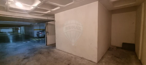 Apartamento T5 para Venda em Paranhos