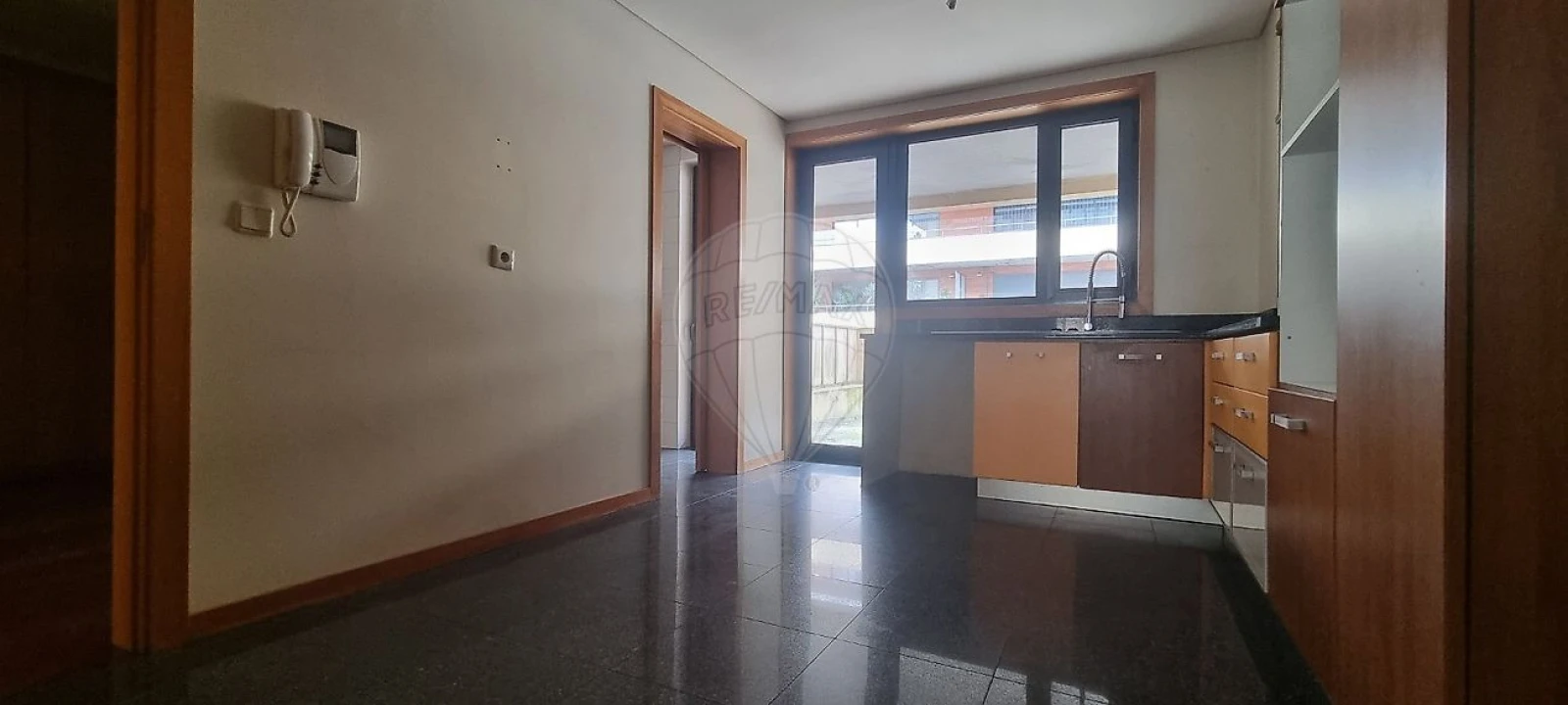 Apartamento T5 para Venda em Paranhos Foto 39