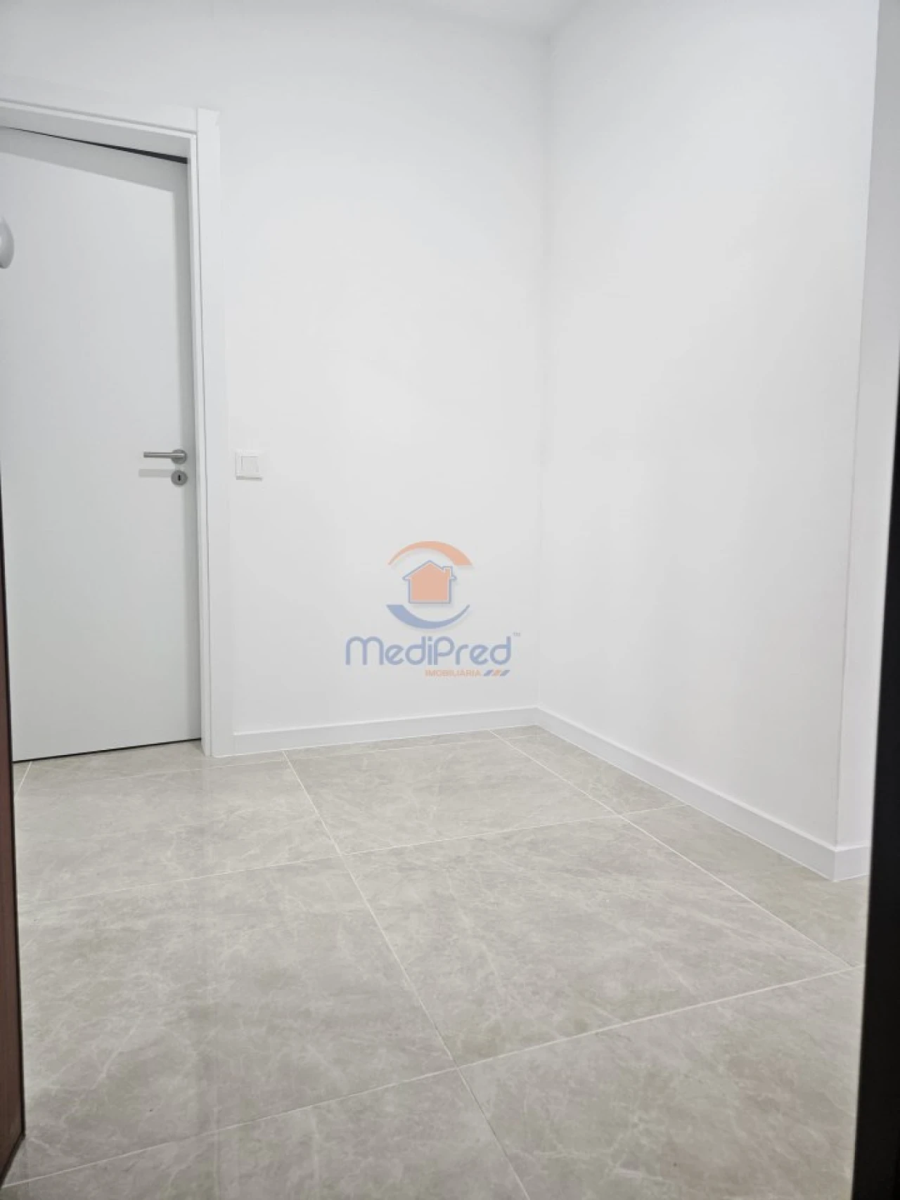 Apartamento T2 para Venda em Barreiro e Lavradio Foto 14