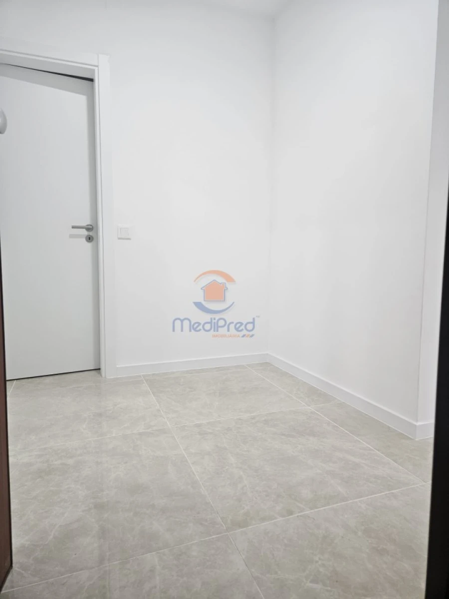 Apartamento T2 para Venda em Barreiro e Lavradio Foto 14