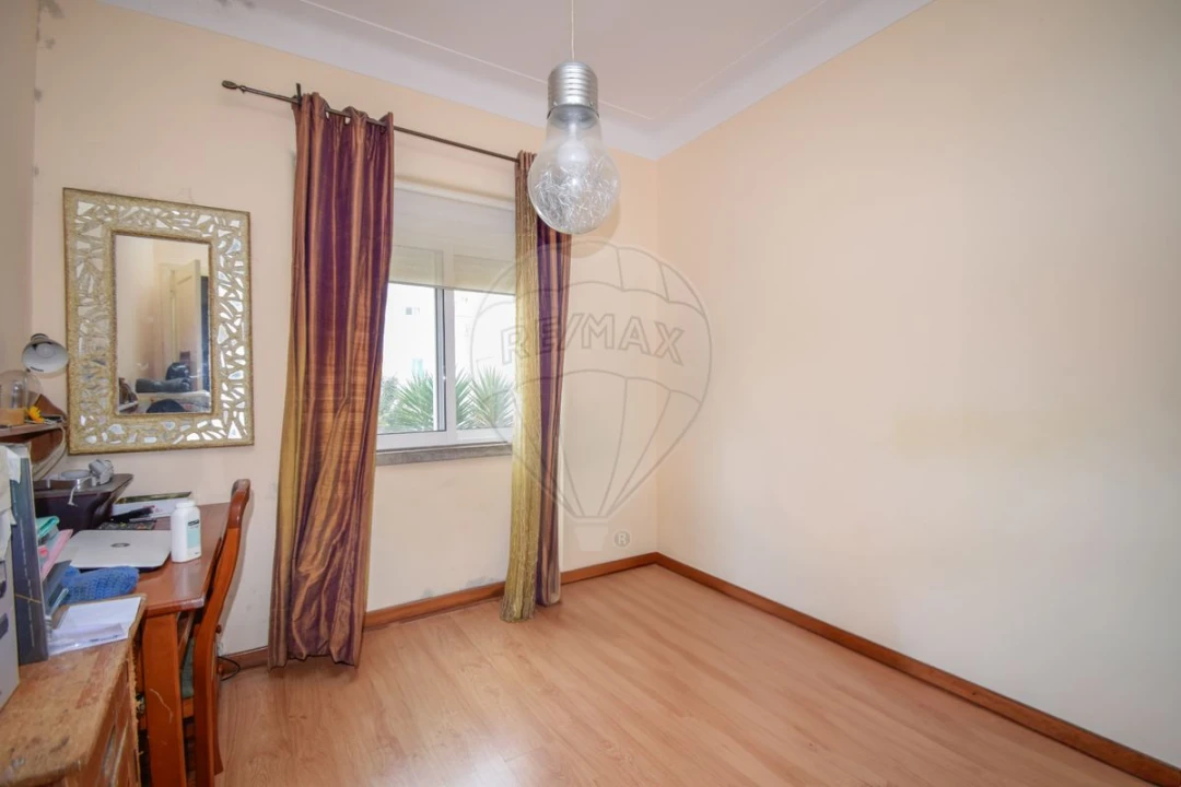 Apartamento T2 para Venda em Santa Maria e São Miguel, São Martinho, São Pedro Penaferrim Foto 12