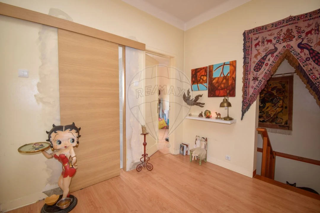 Apartamento T2 para Venda em Santa Maria e São Miguel, São Martinho, São Pedro Penaferrim Foto 6