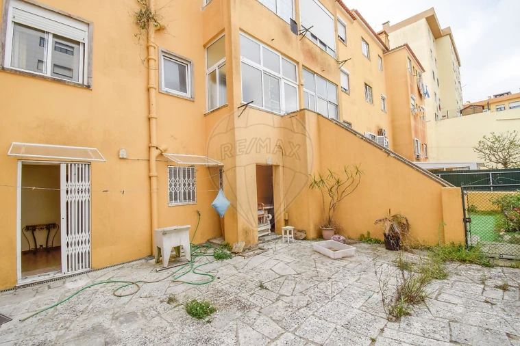 Apartamento T2 para Venda em Santa Maria e São Miguel, São Martinho, São Pedro Penaferrim Foto 21