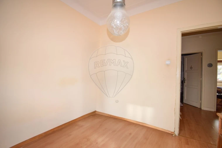 Apartamento T2 para Venda em Santa Maria e São Miguel, São Martinho, São Pedro Penaferrim Foto 2