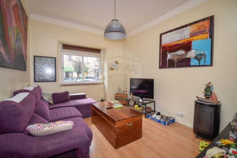 Apartamento T2 para Venda em Santa Maria e São Miguel, São Martinho, São Pedro Penaferrim Foto 1