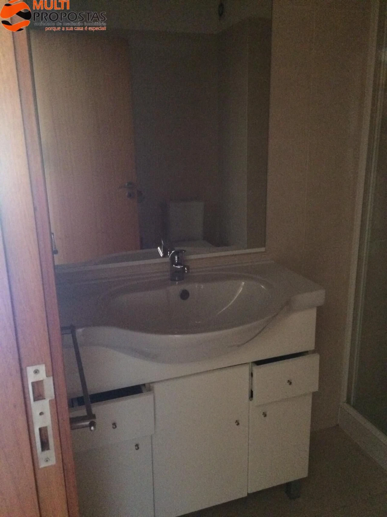 Apartamento para Venda em Gualtar Foto 8