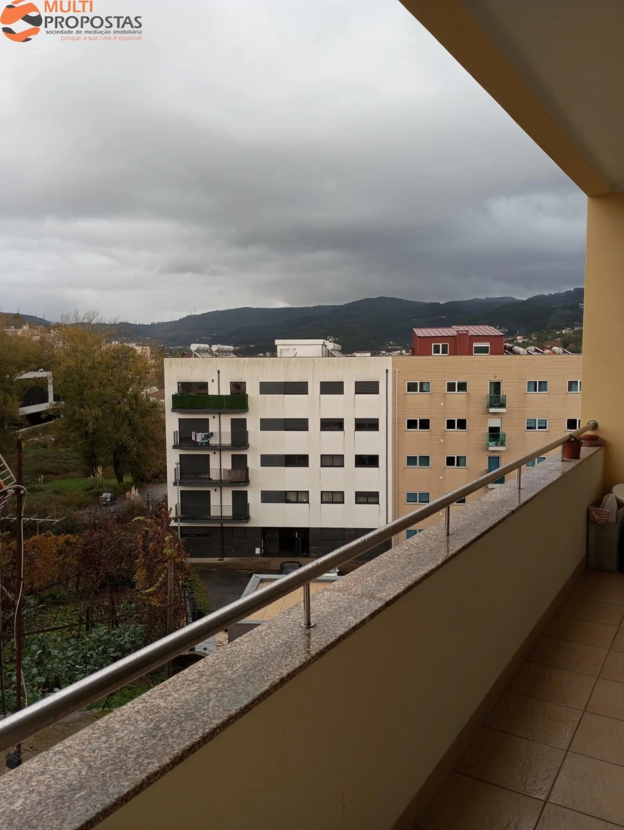 Apartamento para Venda em Gualtar Foto 12