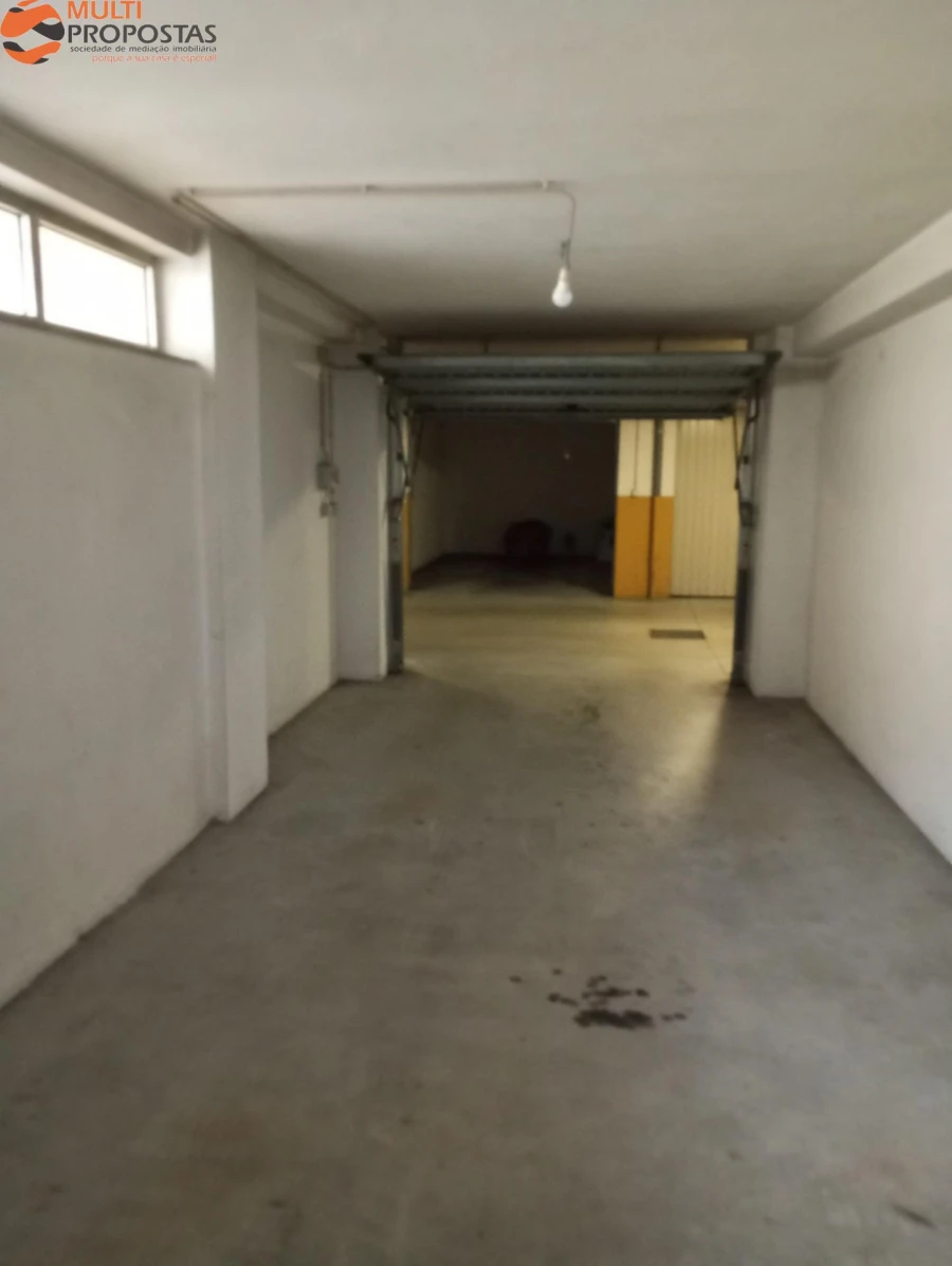 Apartamento para Venda em Gualtar Foto 14