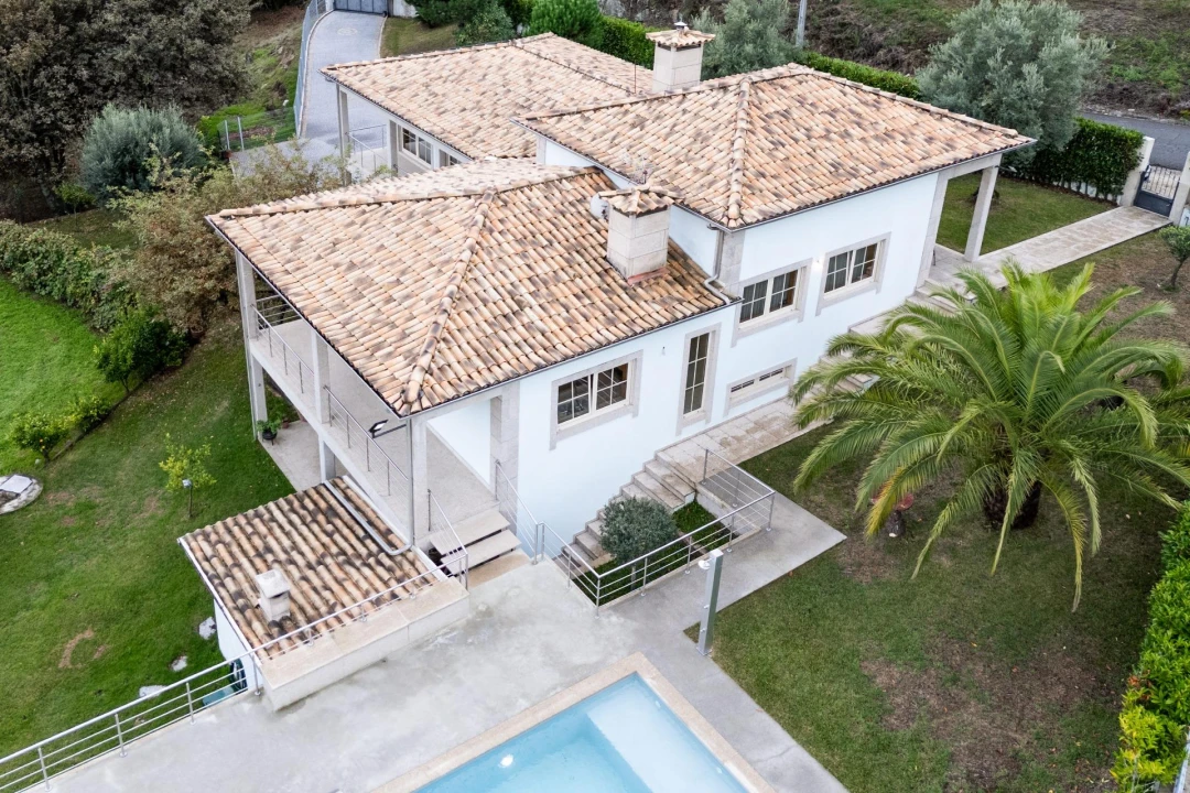 Moradia T4 para Venda em Pedralva Foto 2