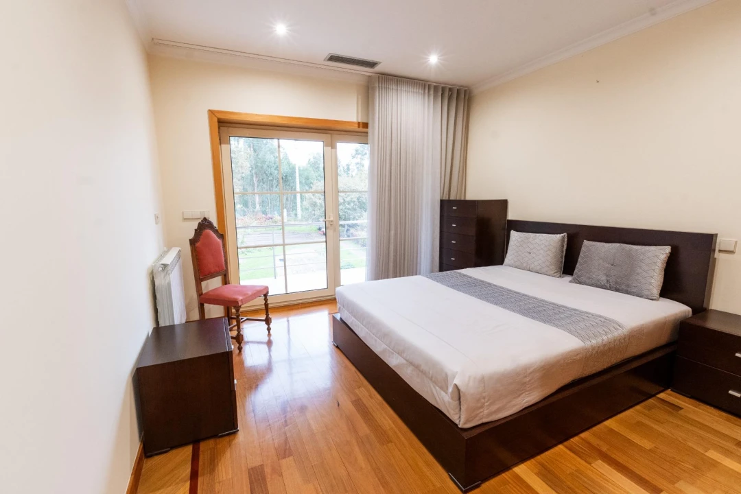 Moradia T4 para Venda em Pedralva Foto 28