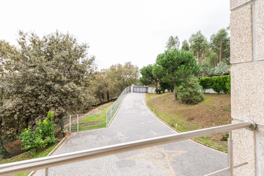 Moradia T4 para Venda em Pedralva Foto 41