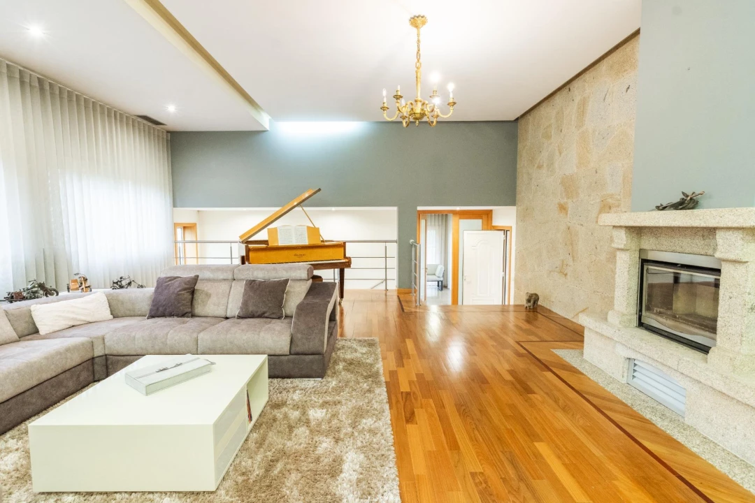 Moradia T4 para Venda em Pedralva Foto 7