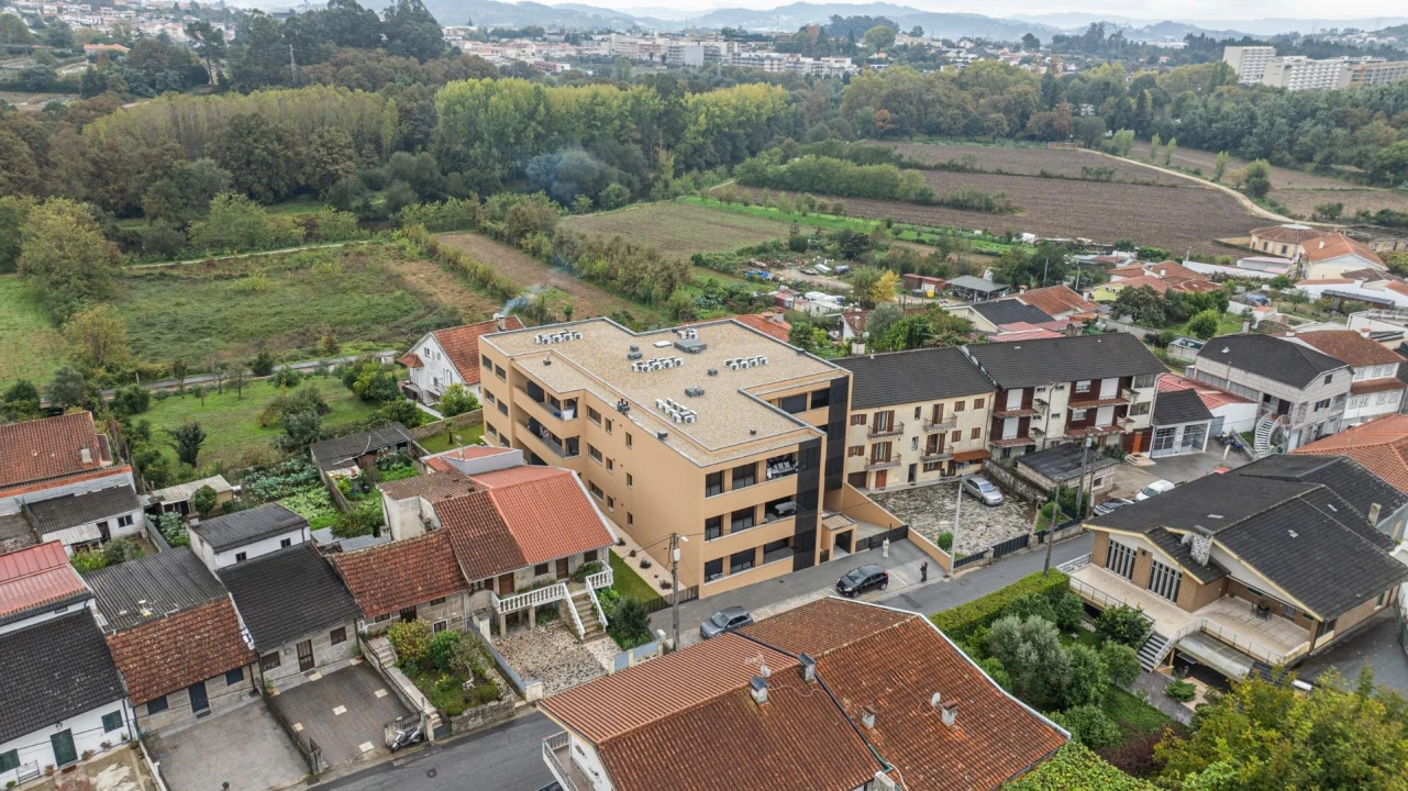 Apartamento T3 para Venda em Caldelas Foto 37