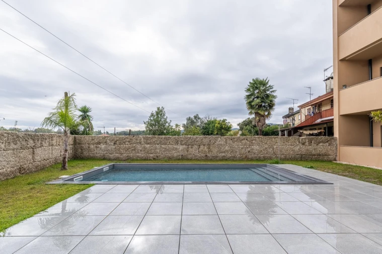 Apartamento T3 para Venda em Caldelas Foto 31