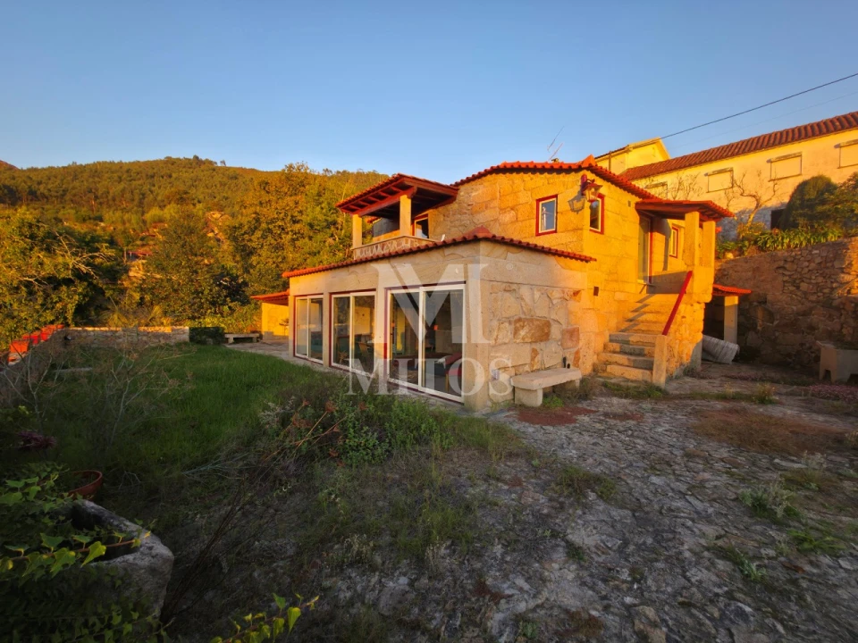 Moradia T3 para Venda em Cabração e Moreira do Lima Foto 2