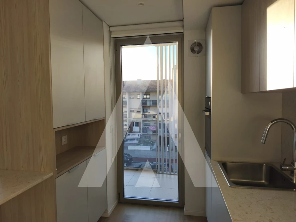 Apartamento T2 para Venda em Gafanha da Nazaré Foto 9