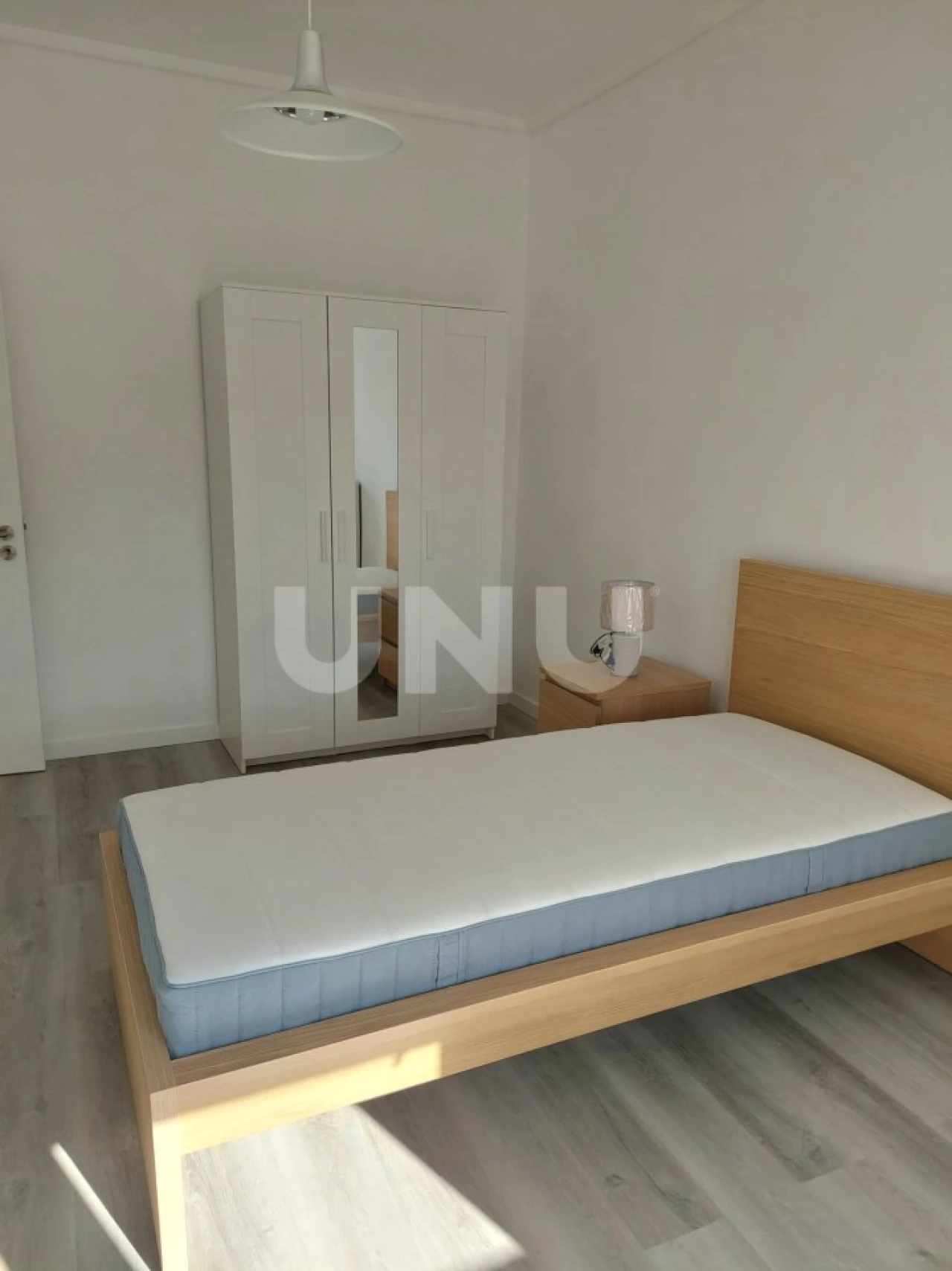Apartamento T4 para Venda em Laranjeiro e Feijó Foto 4