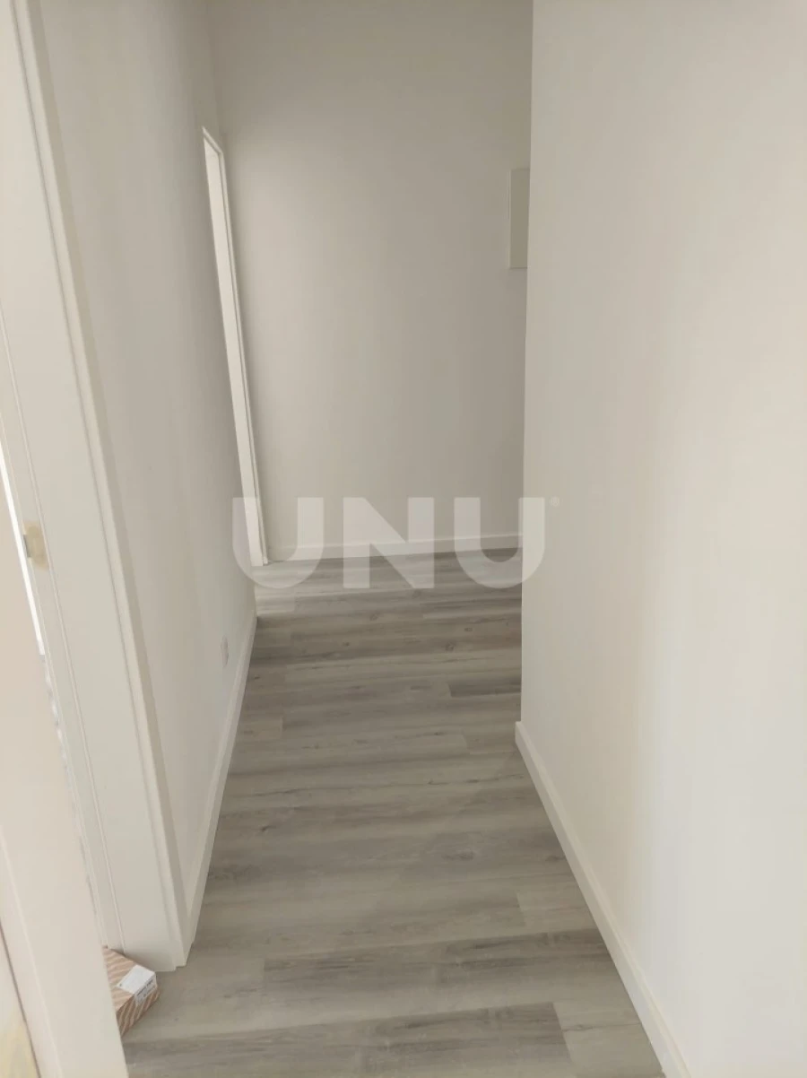 Apartamento T4 para Venda em Laranjeiro e Feijó Foto 9