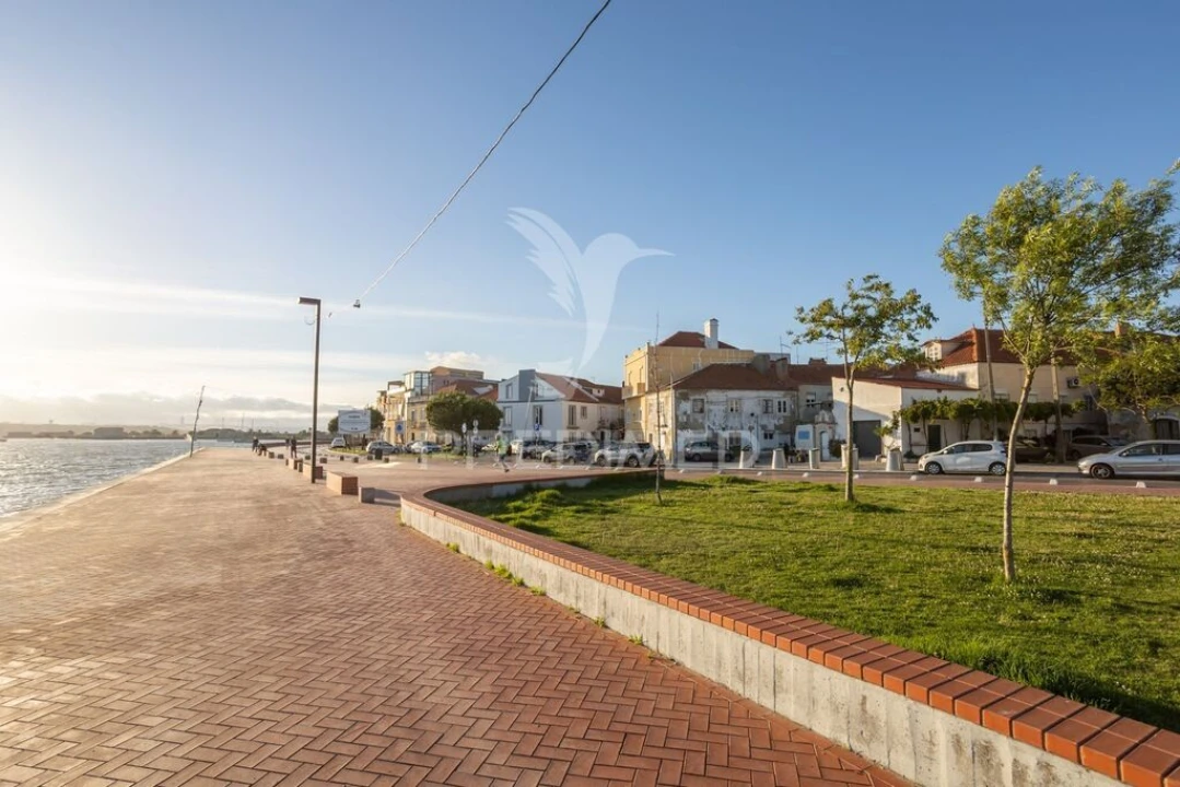 Apartamento T2 para Venda em Seixal, Arrentela e Aldeia de Paio Pires Foto 6