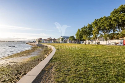 Apartamento T2 para Venda em Seixal, Arrentela e Aldeia de Paio Pires