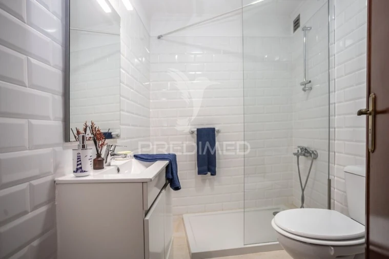 Apartamento T2 para Venda em Seixal, Arrentela e Aldeia de Paio Pires Foto 12