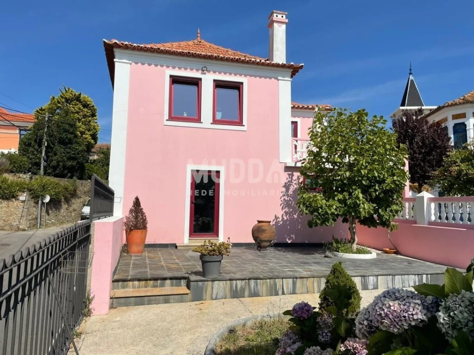 Moradia T2 para Venda em Paramos Foto 8