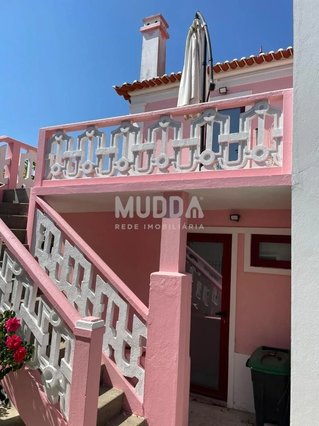 Moradia T2 para Venda em Paramos Foto 36